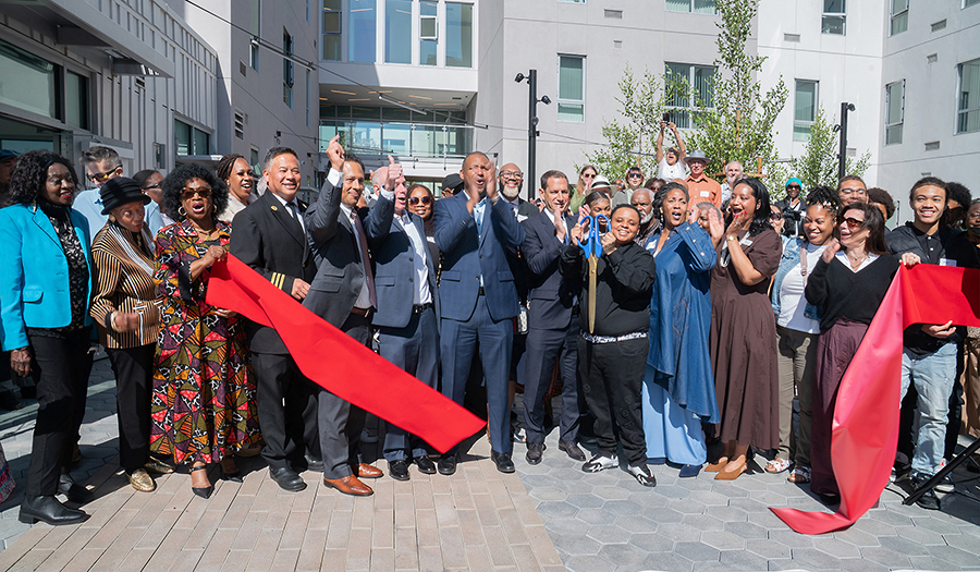 Ribbon cutting at Dorris M Vincent